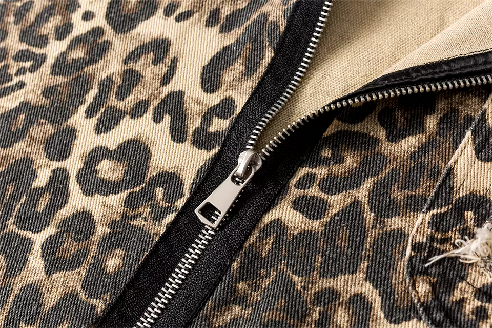 Retro leopard print washed denim jacket for women