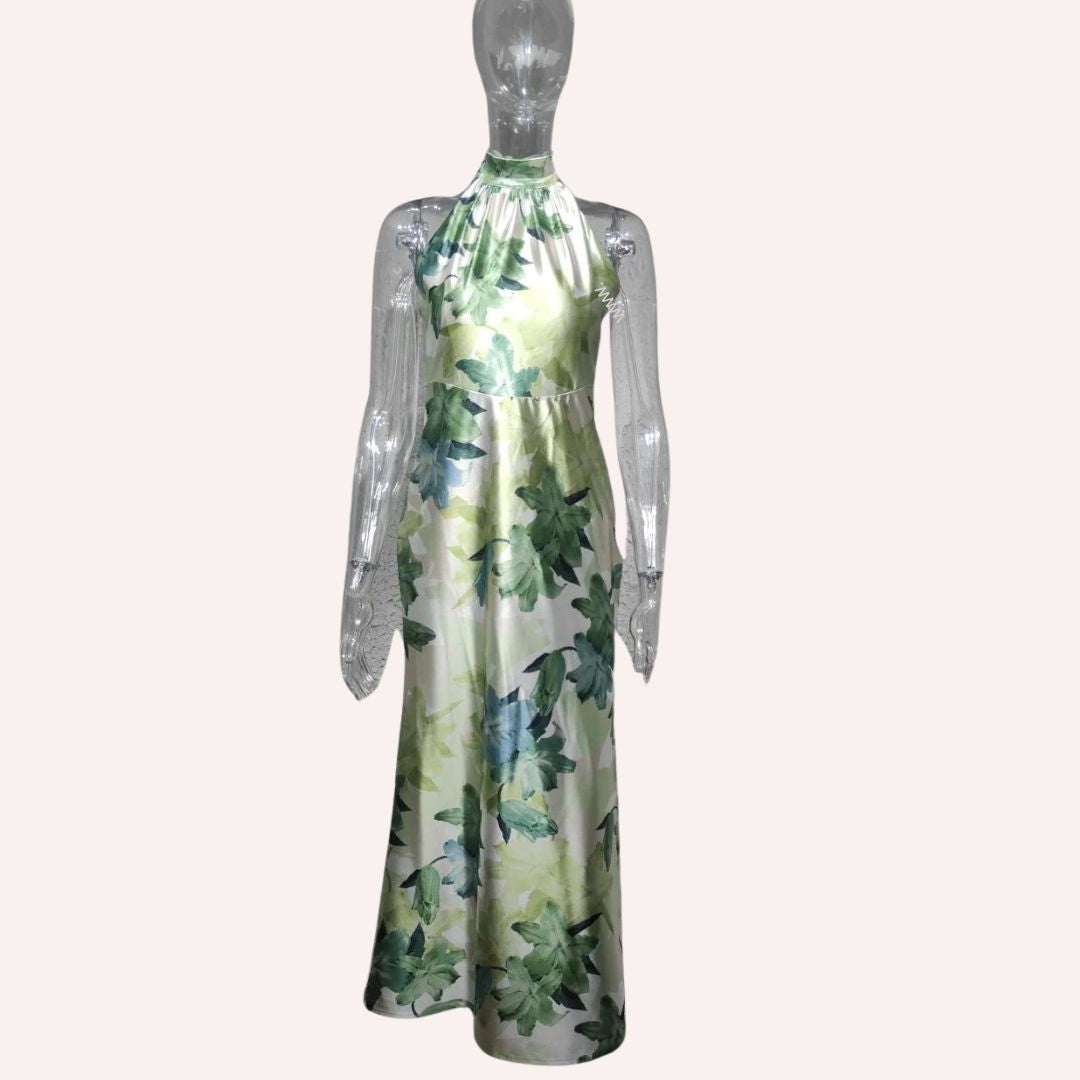 Luna - Maxi dress with halterneck and side slit