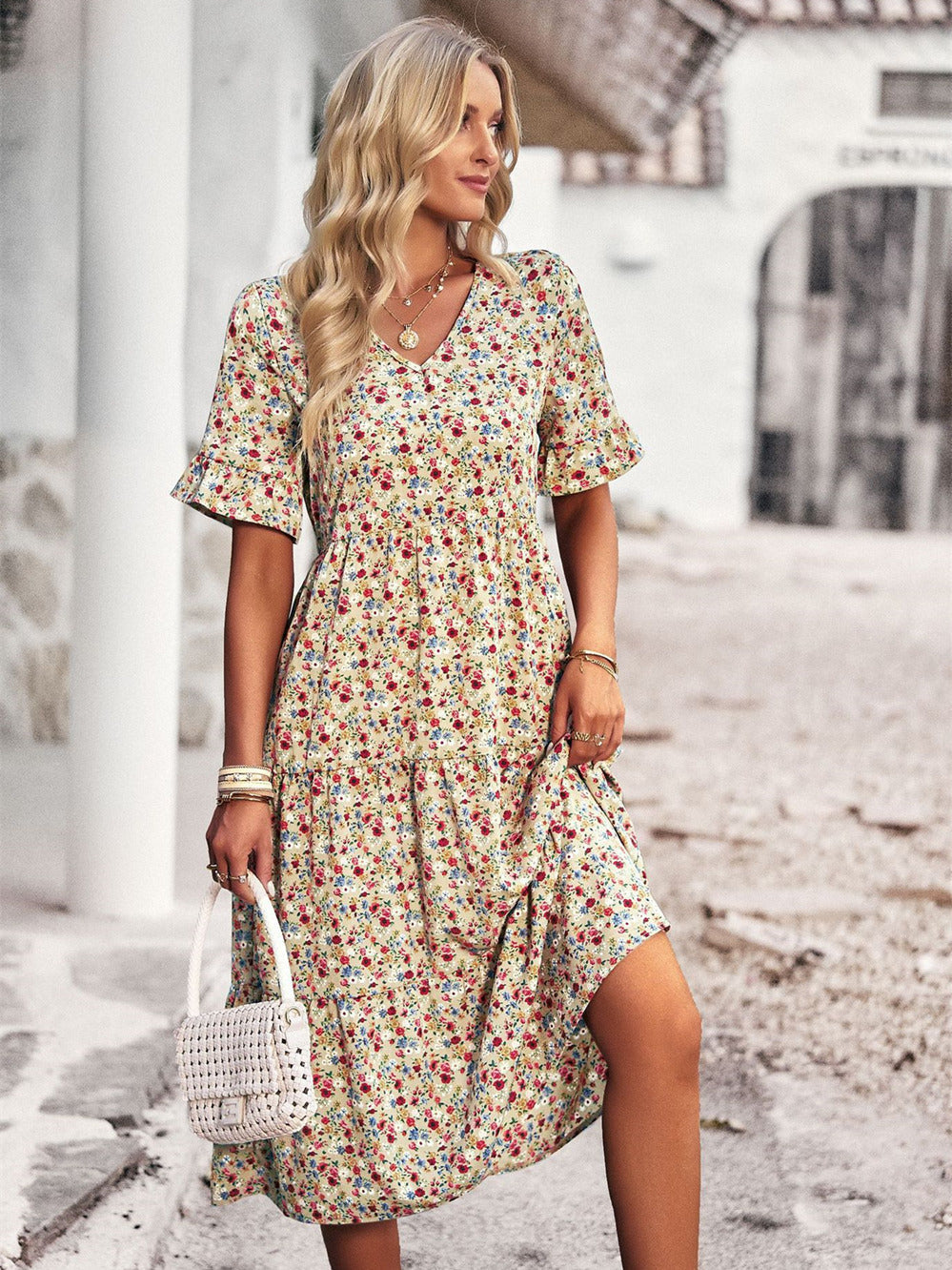 Carol - Fashionable elegant dress with V-neck for women