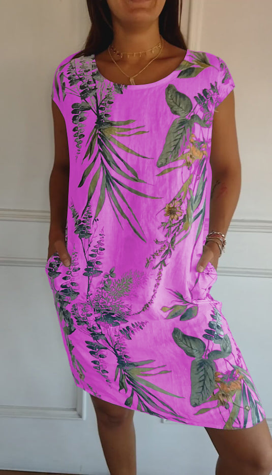 Annelinne - Comfortable Dress With Round Neckline