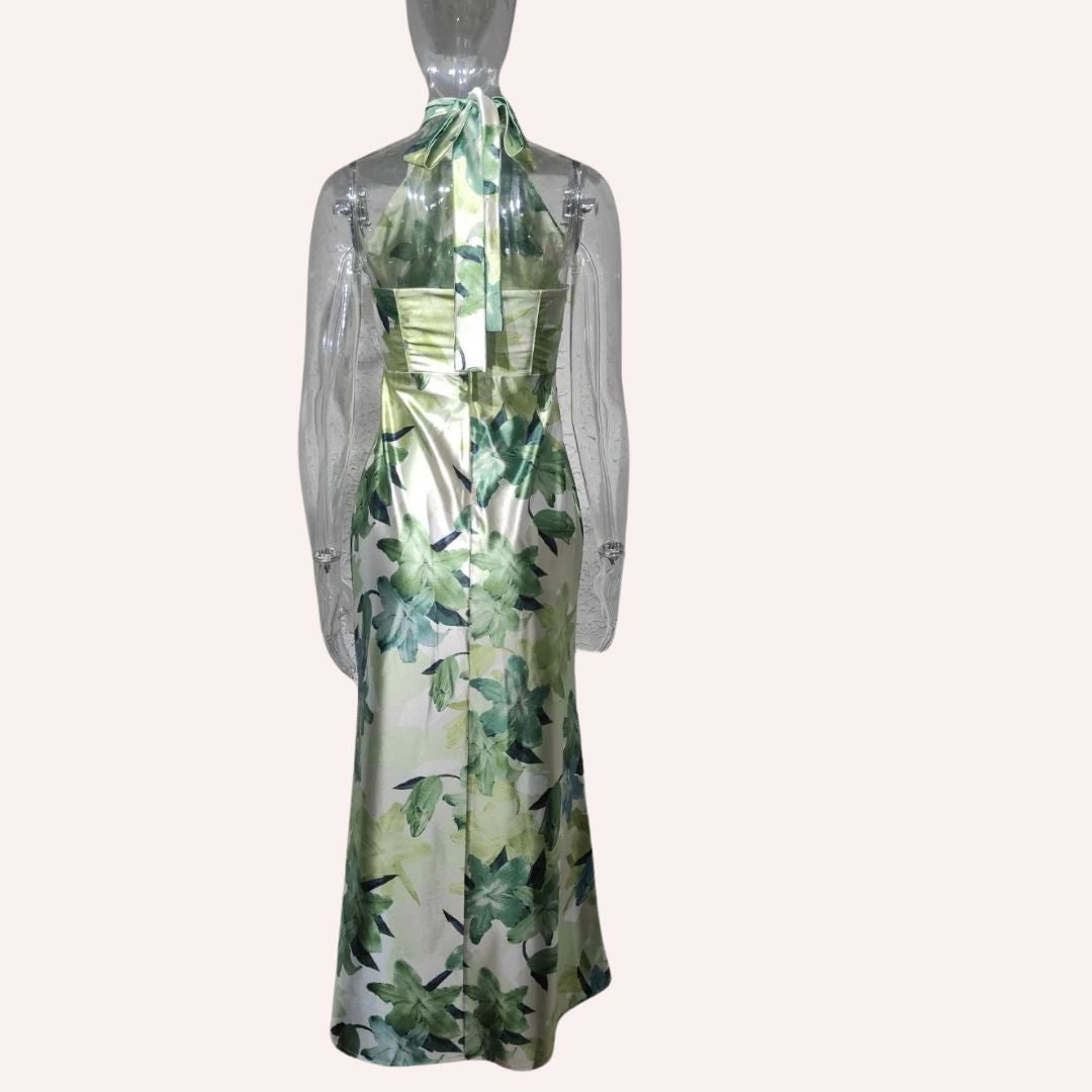 Luna - Maxi dress with halterneck and side slit