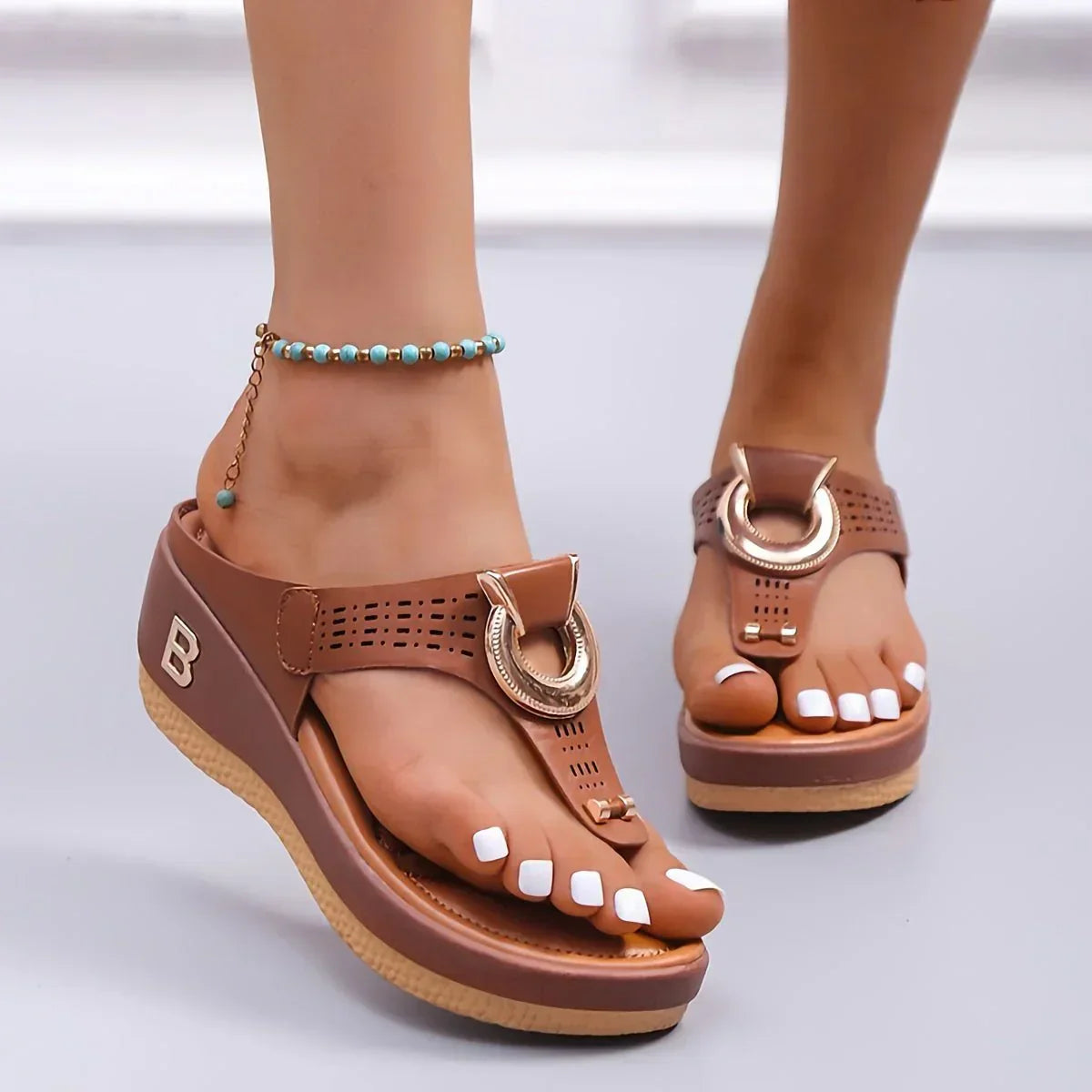 Relaxed and supportive orthopedic general Sandals