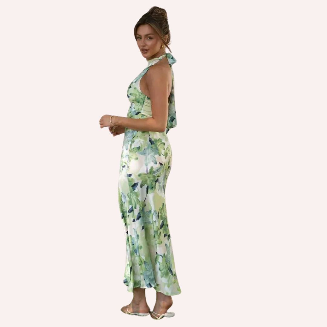 Luna - Maxi dress with halterneck and side slit