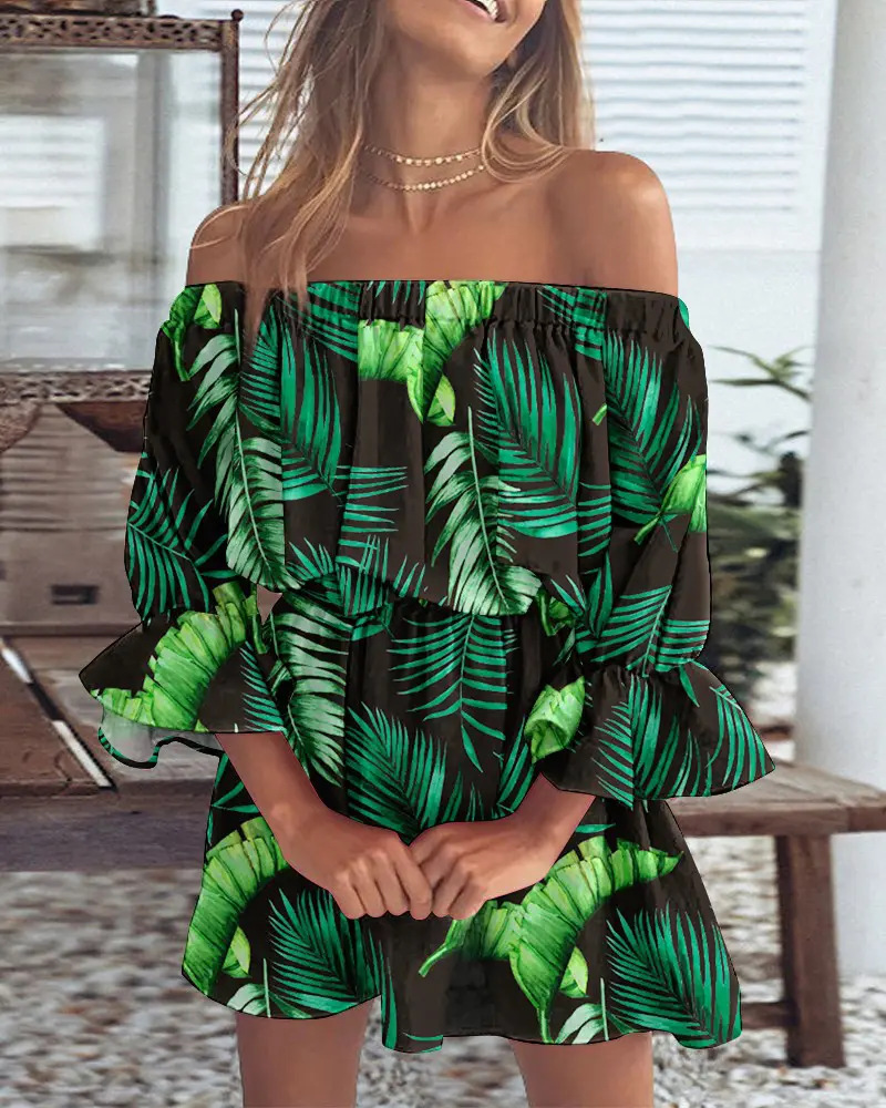 Kathleen - Off-the-shoulder dress with boho leaf print