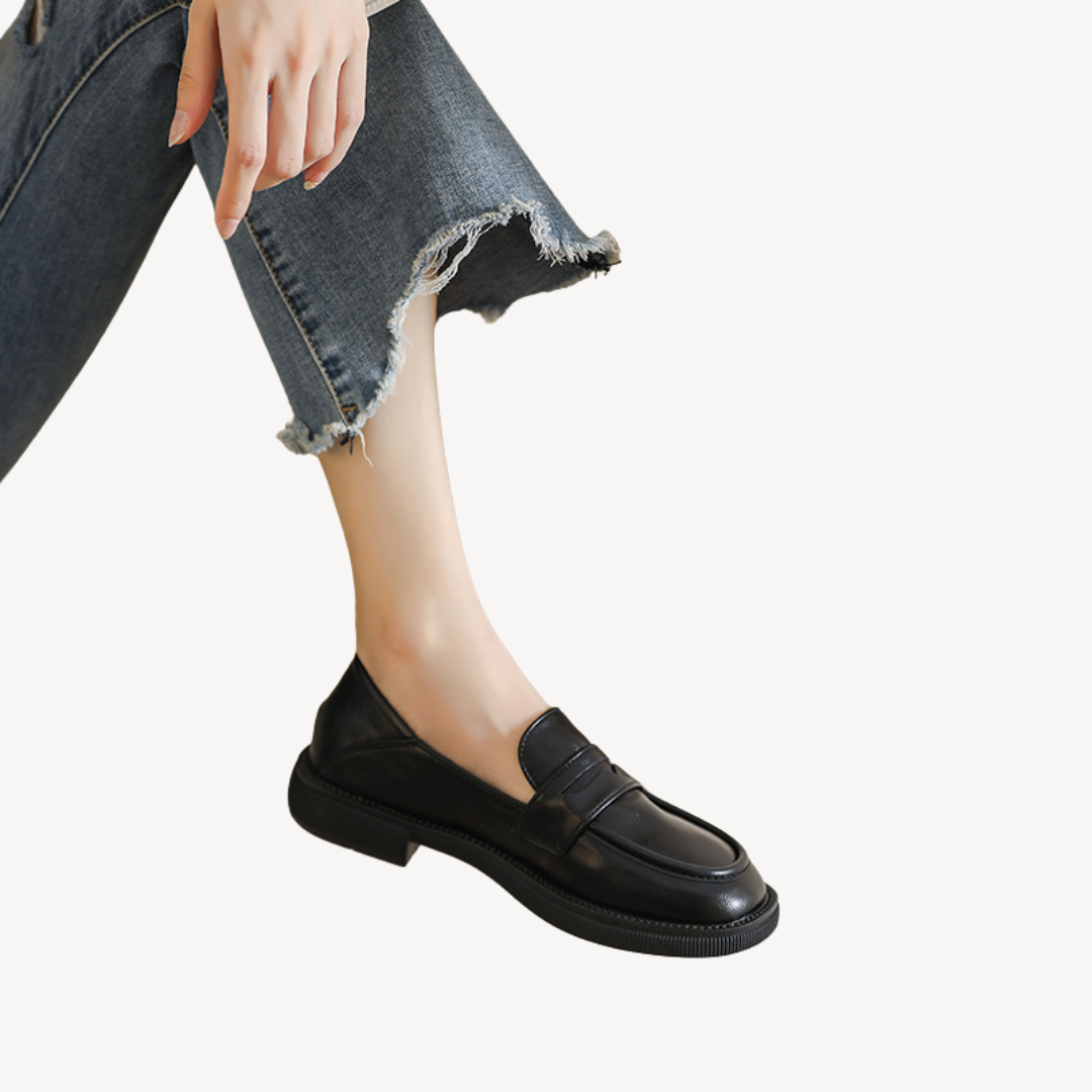 Loravelle | Women's Faux Leather Chunky Loafers