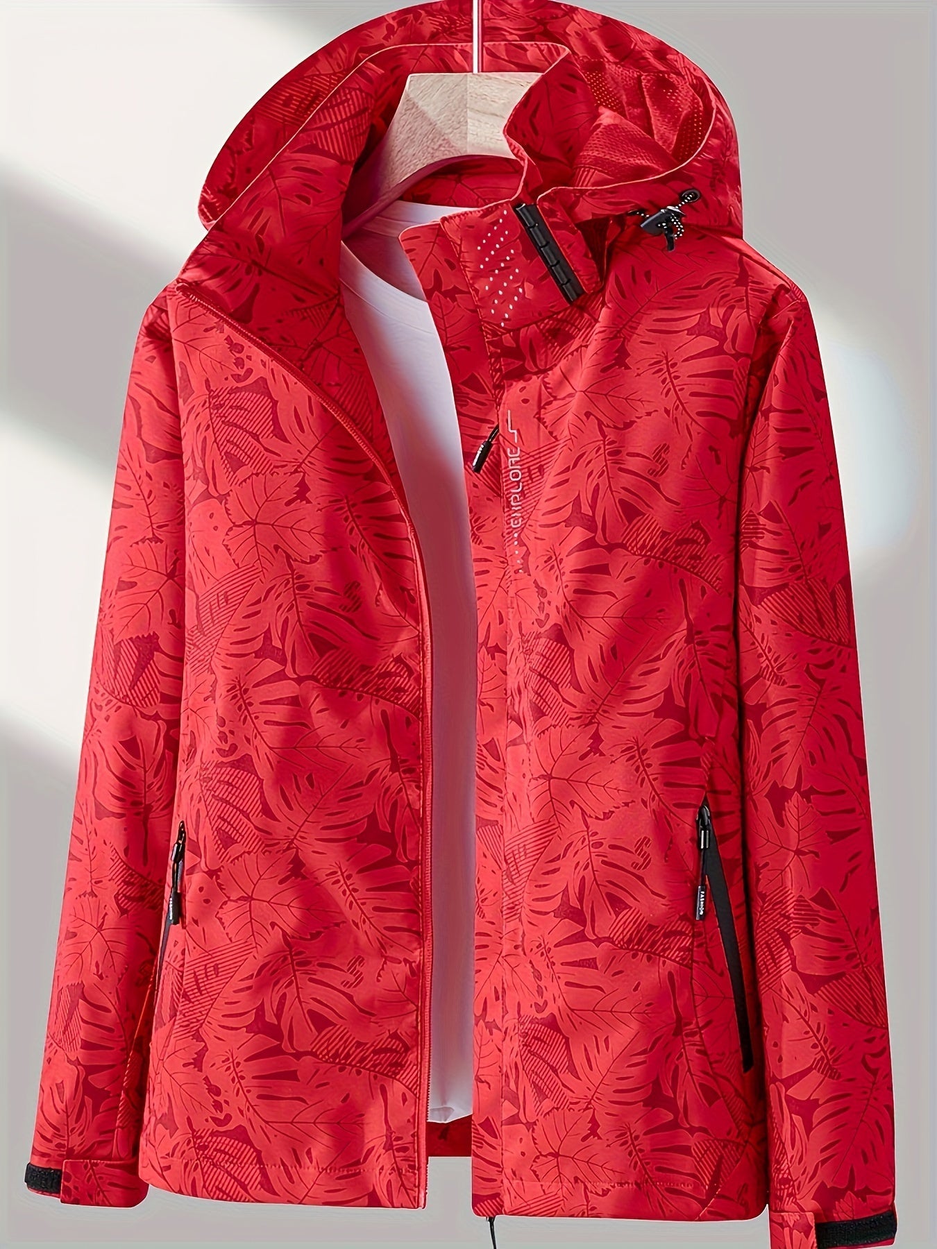 Camouflage outdoor jacket for women