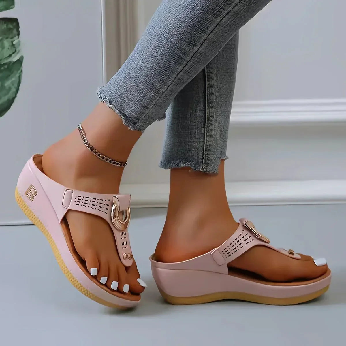 Relaxed and supportive orthopedic general Sandals