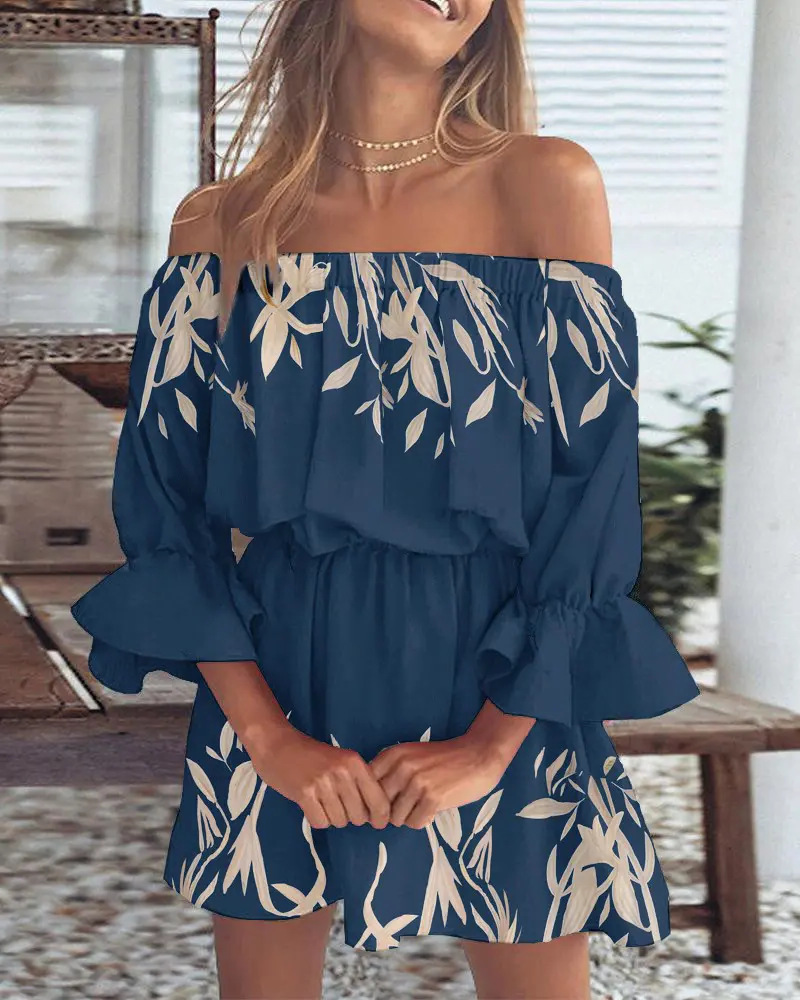 Kathleen - Off-the-shoulder dress with boho leaf print