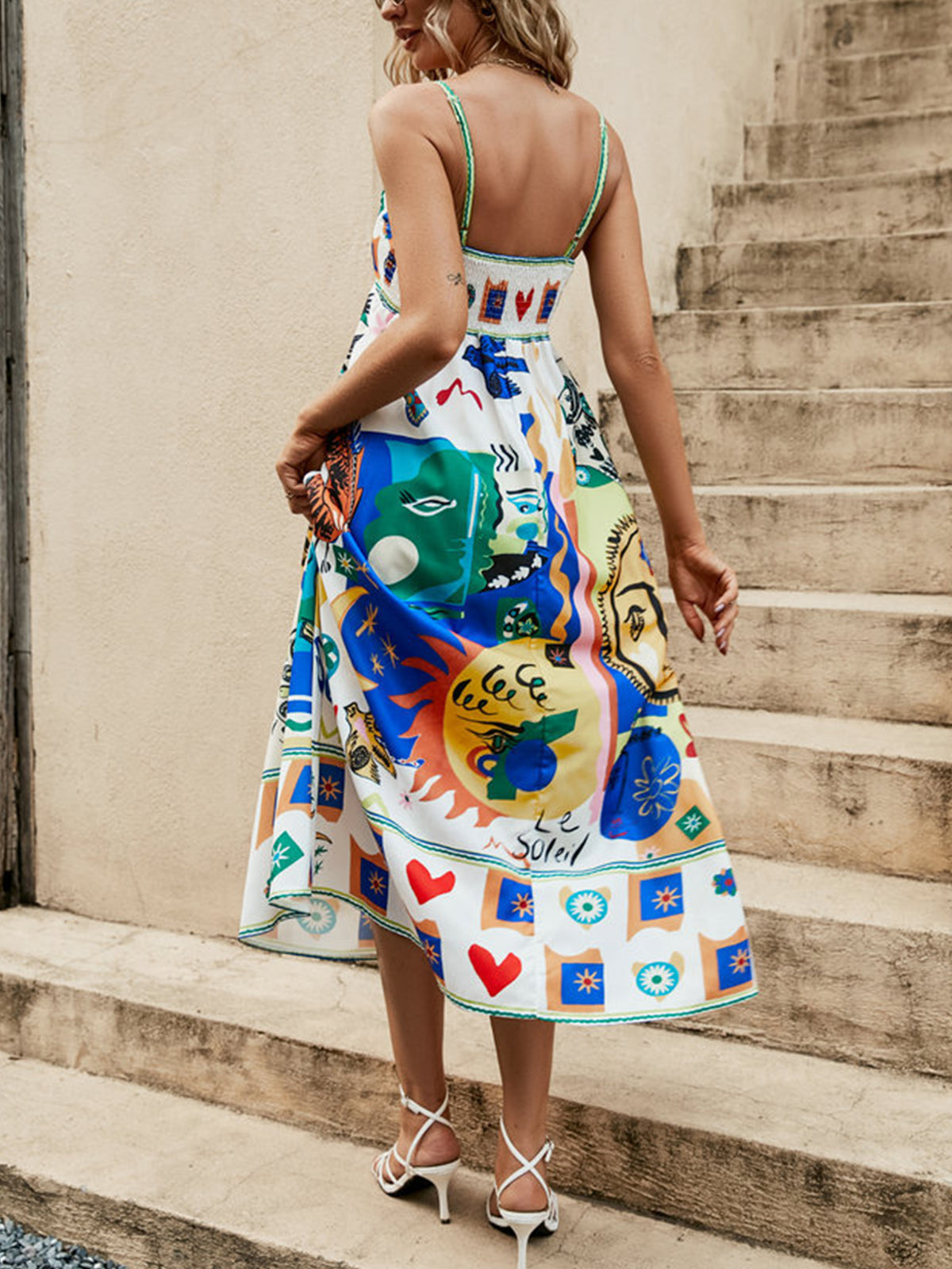 Laraine - sleeveless dress with high waist