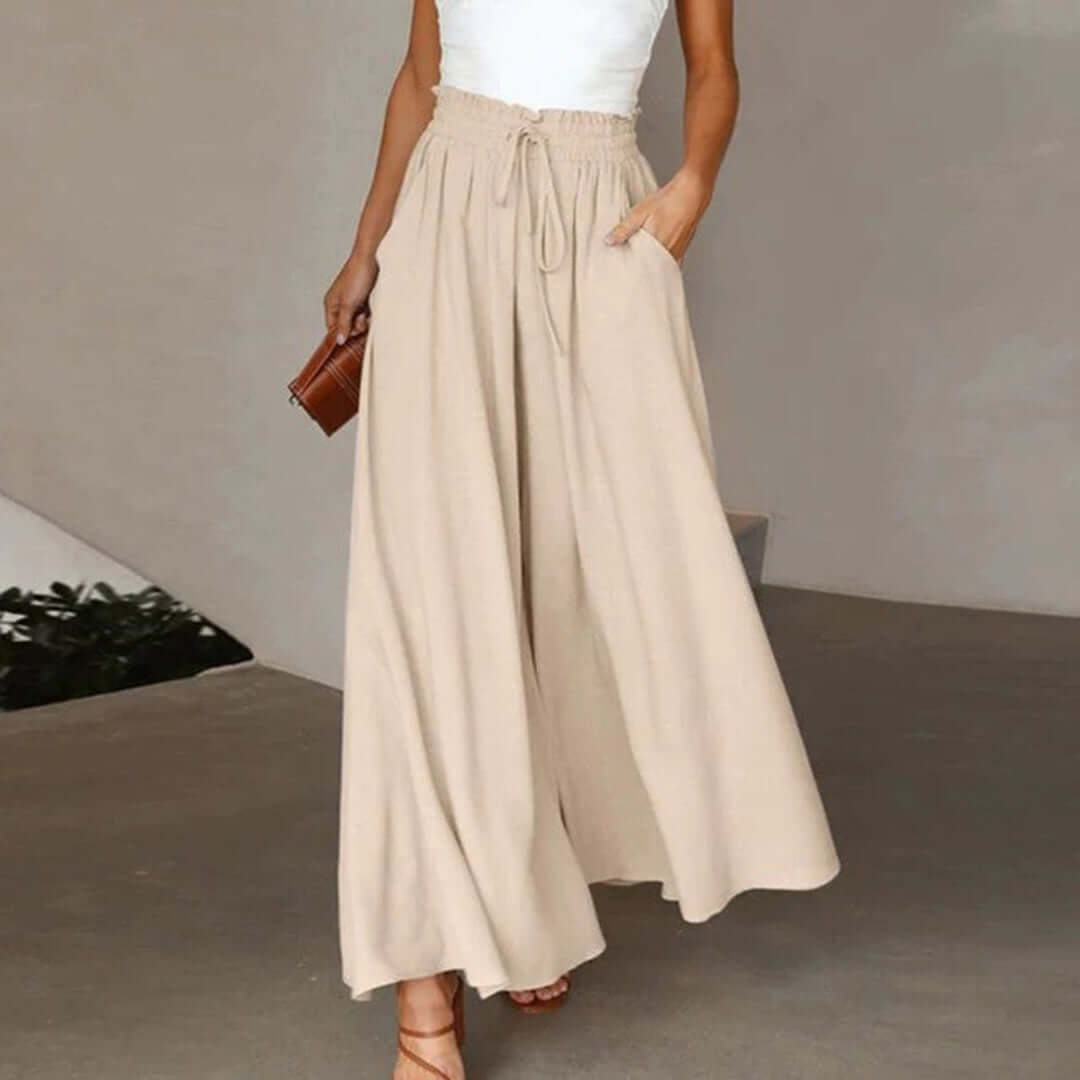 Elegant loose trousers