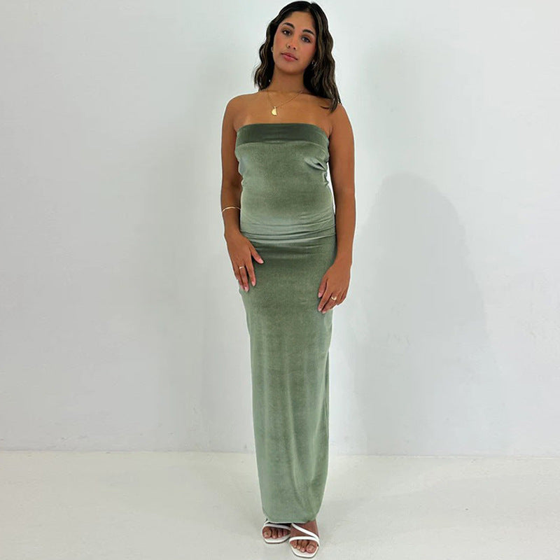 Vivienne - Off-the-shoulder velvet evening dress
