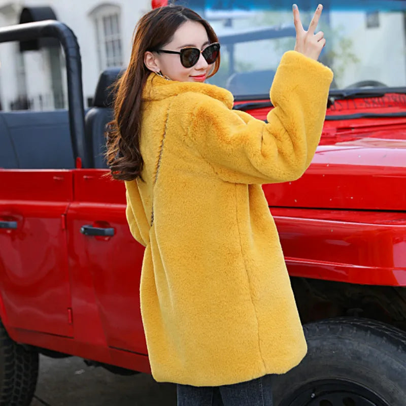 Women's Faux Fur Coat - Warm & Thick Lapel Winter Coat