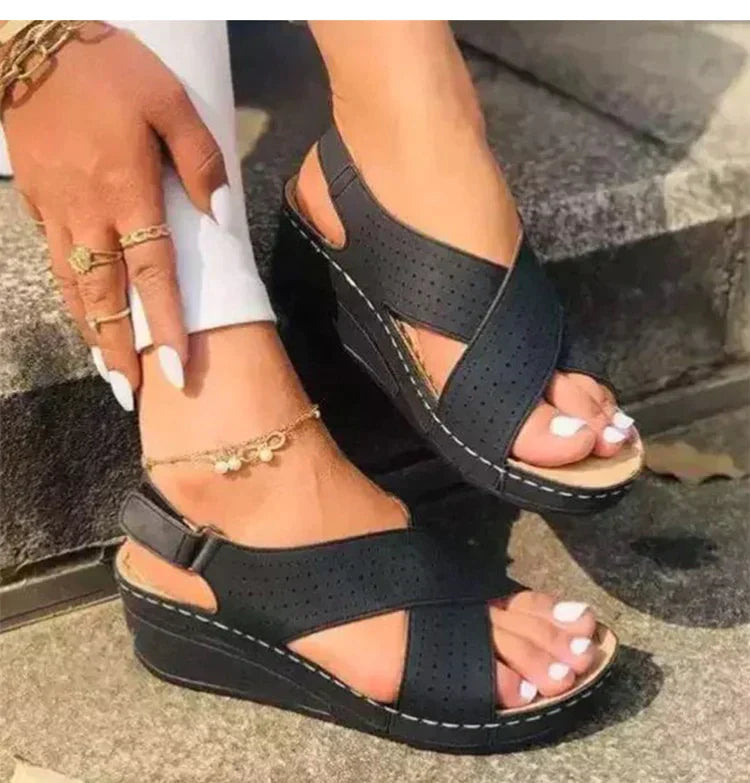 Stylish and supportive orthopedic general Sandals