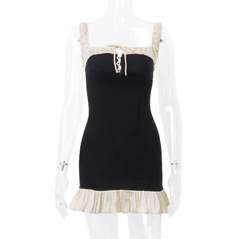 Gracie - Pleated mini dress with button placket