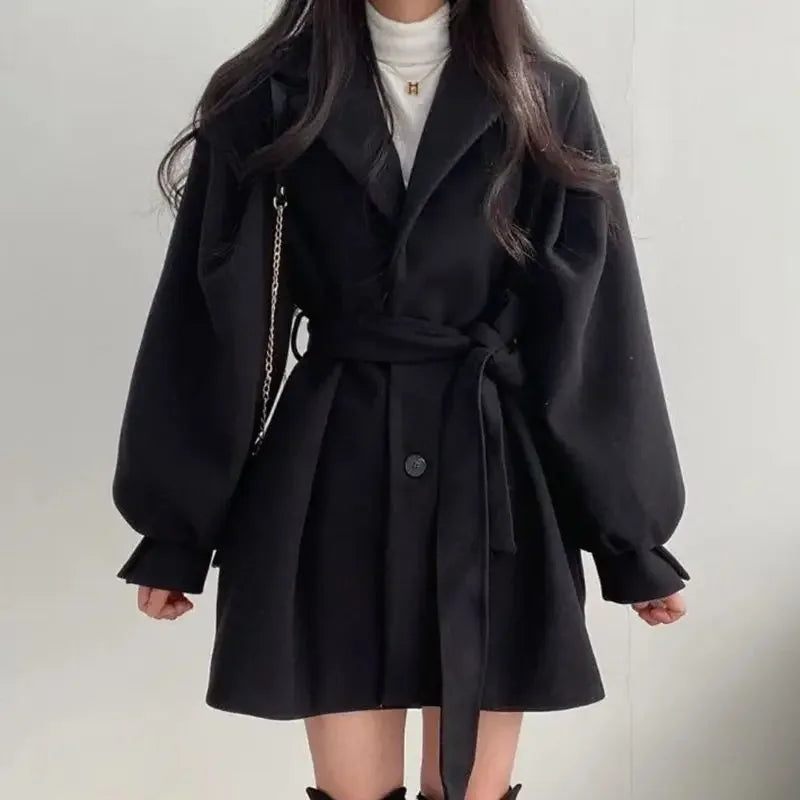 Women's Trench Coat - Oversized Fit - Wide Lapel - Belted Waist - Button Closure