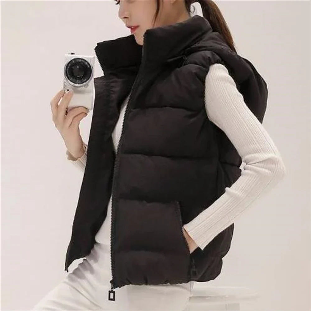 Women's Hooded Sleeveless Puffer Jacket – Lightweight Winter Vest