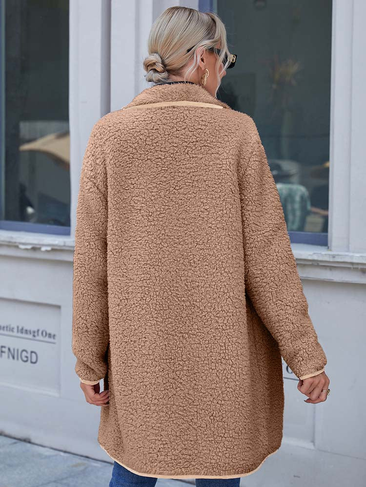 Stylish water-resistant coat for women