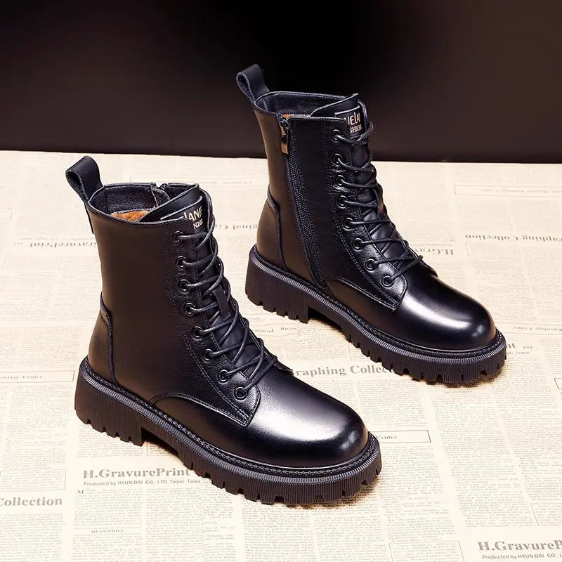 Timeless and supportive orthopedic general Boots