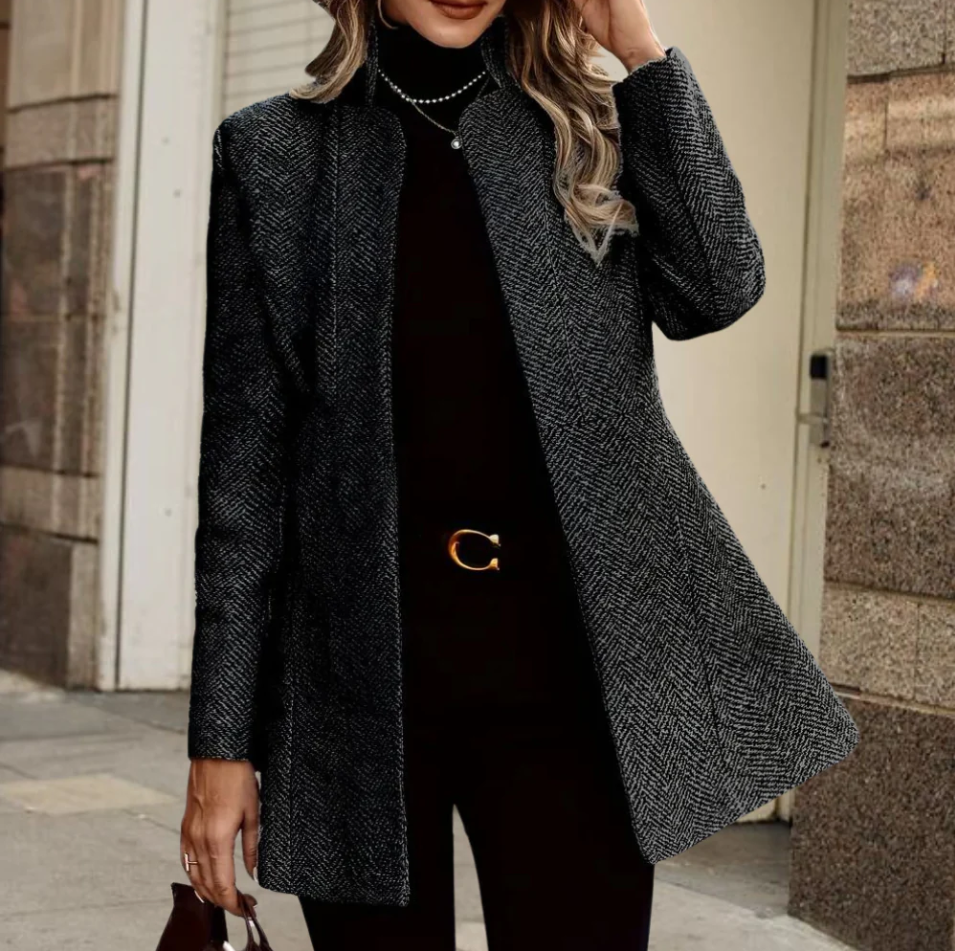 Stylish formal blazer for women