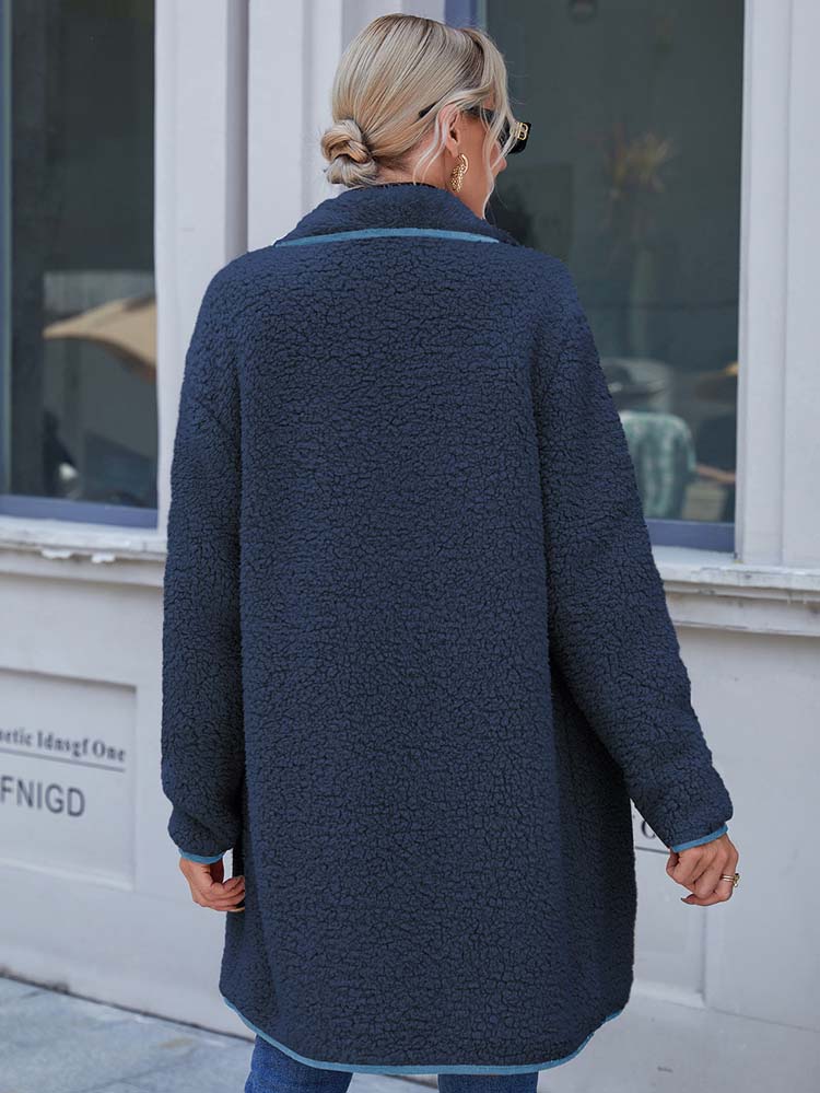Stylish water-resistant coat for women