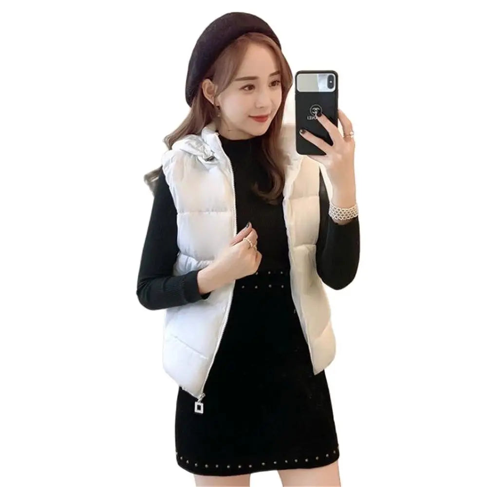 Women's Hooded Sleeveless Puffer Jacket – Lightweight Winter Vest