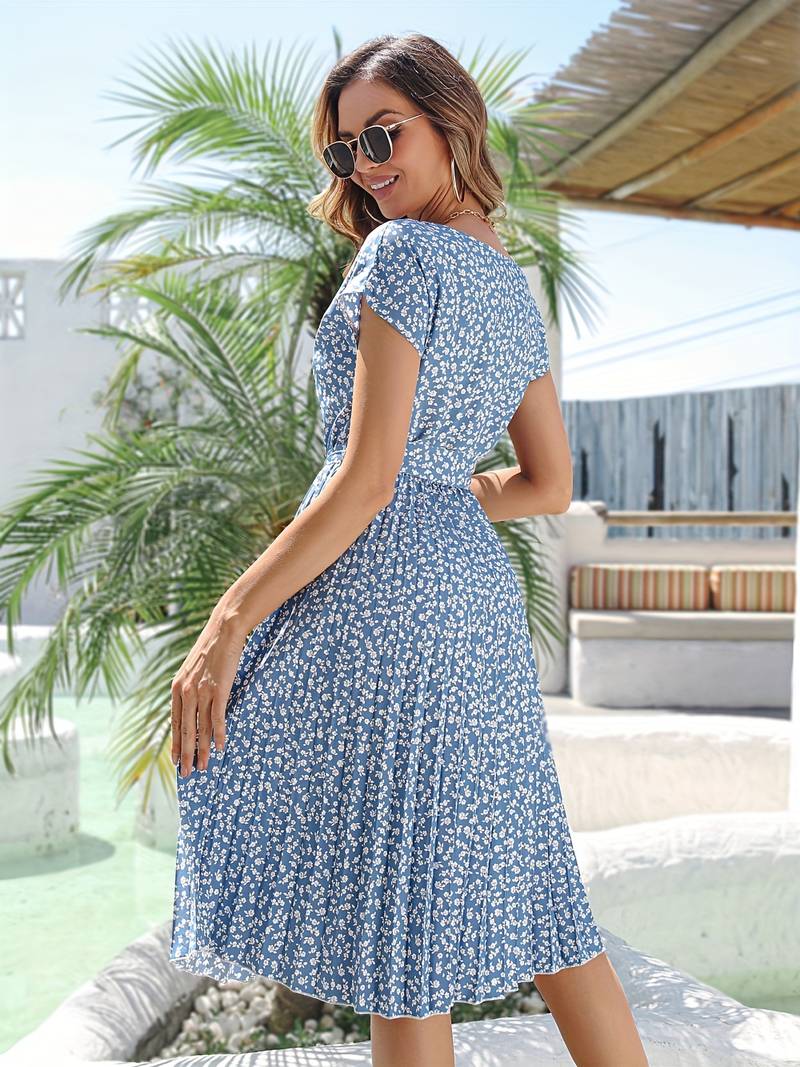 Ella - Pleated Dress With Belt