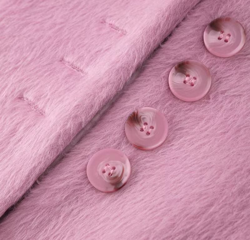 Long-sleeved plush elegant coat for women