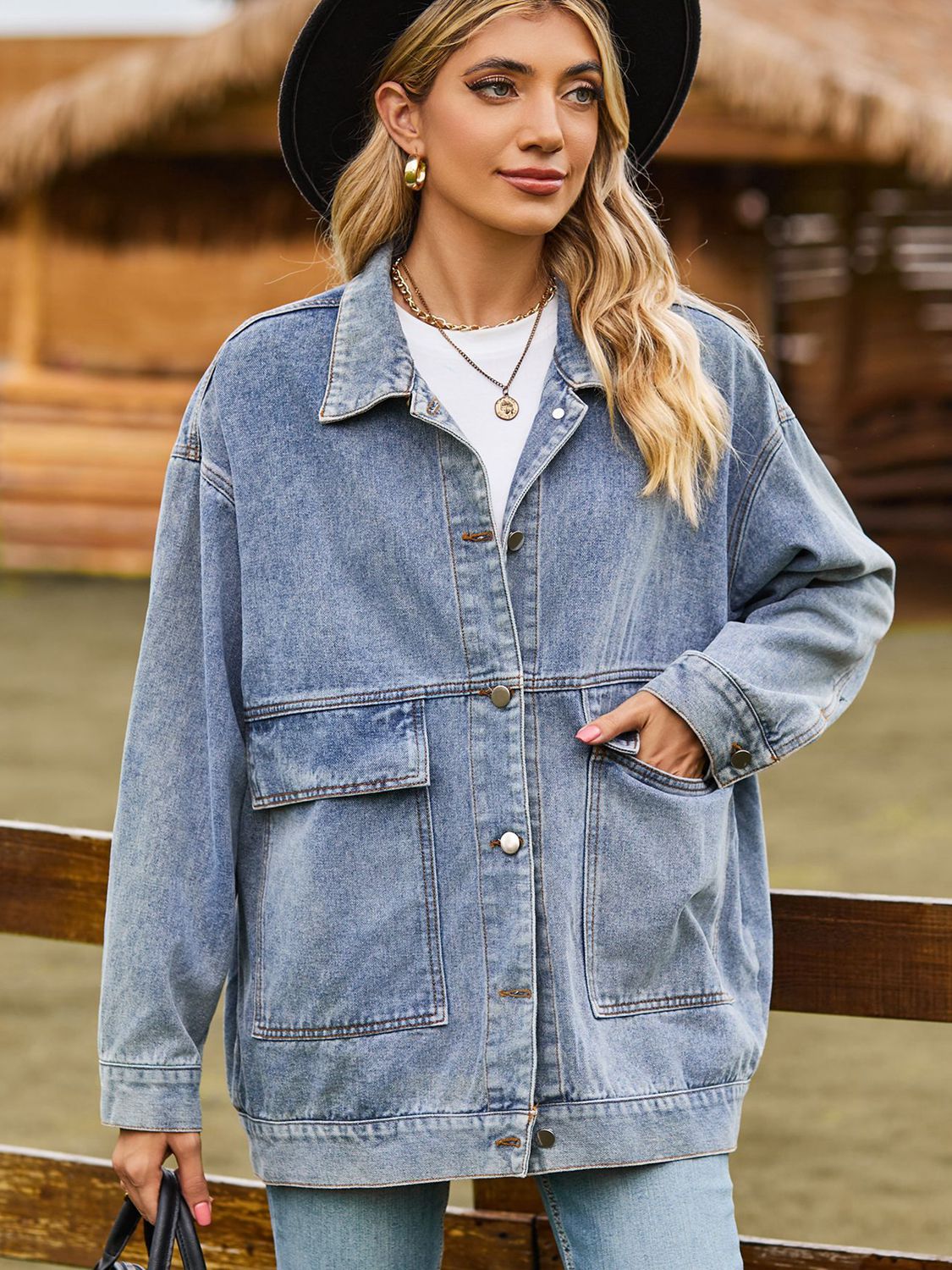 Oversized flap pockets denim jacket for women