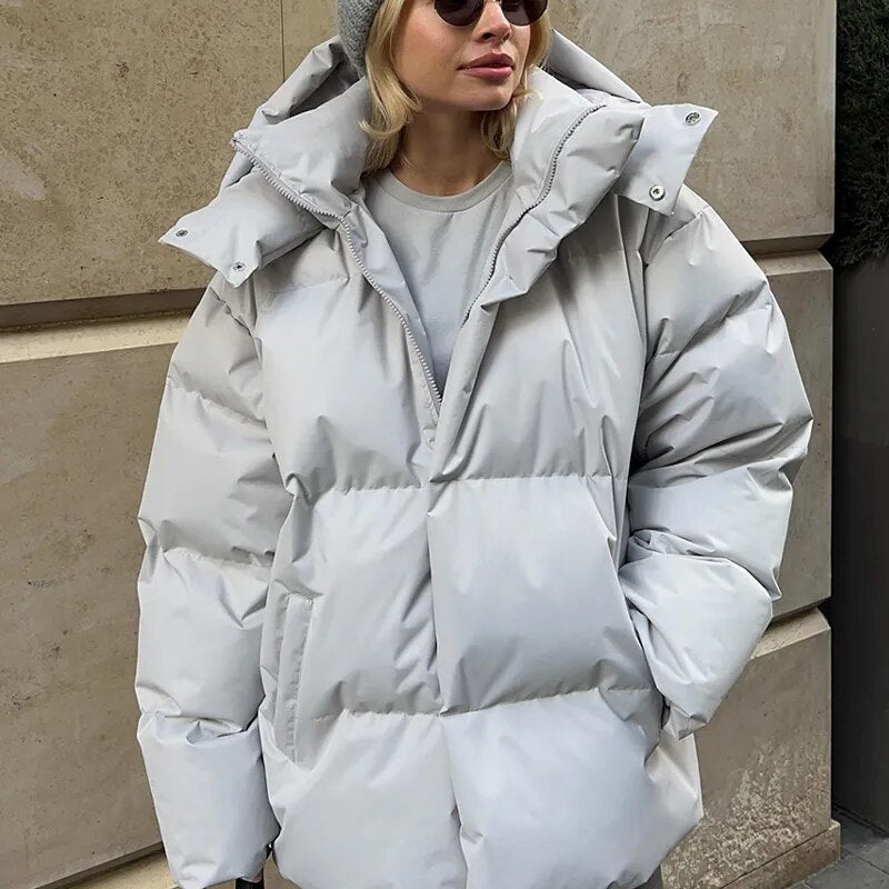 Puffered full zip winter jacket for women