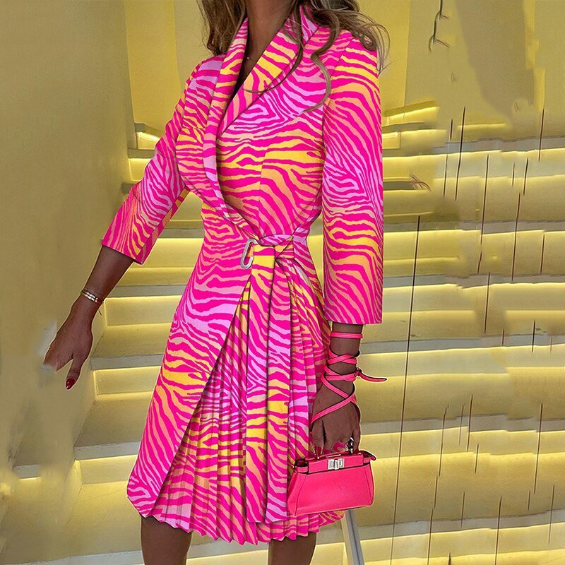 Women's Blazer Dress - Houndstooth Pattern - Notched Collar - Belted Waist - Pleated Skirt