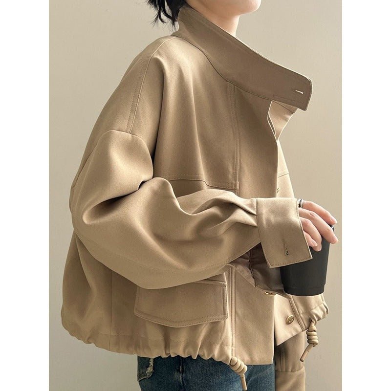 Classic short trench coat for women
