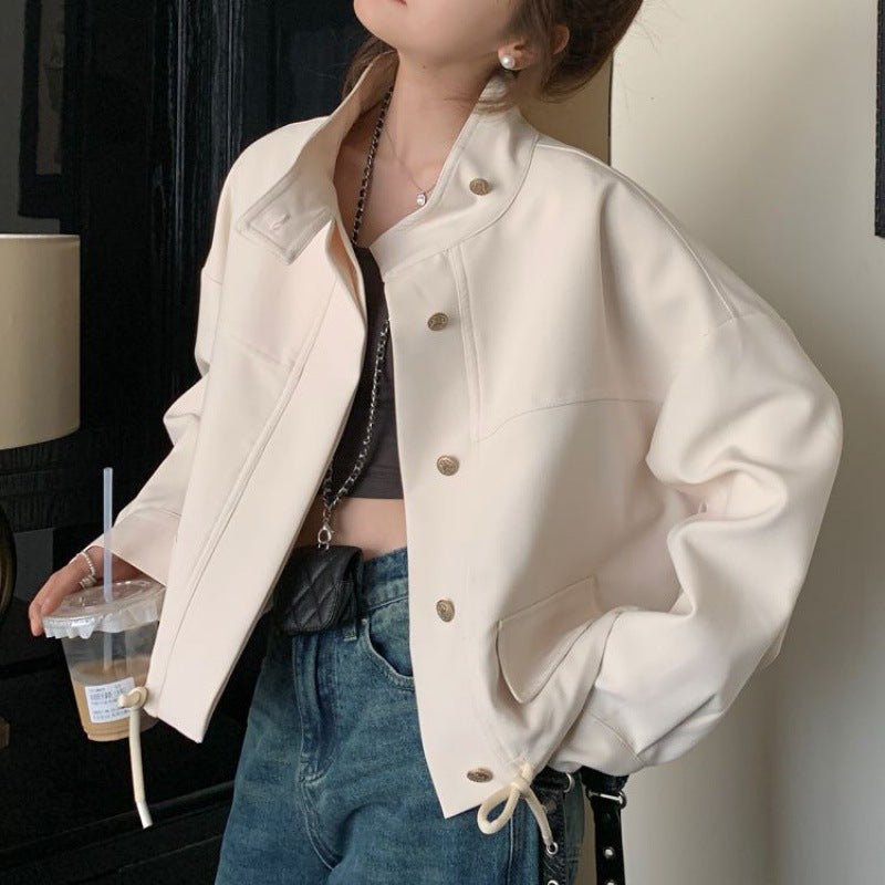 Classic short trench coat for women