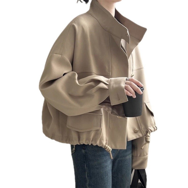Classic short trench coat for women