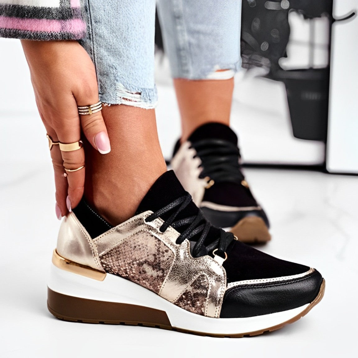 Kristine - Vulcanising lace-up wedge sneakers