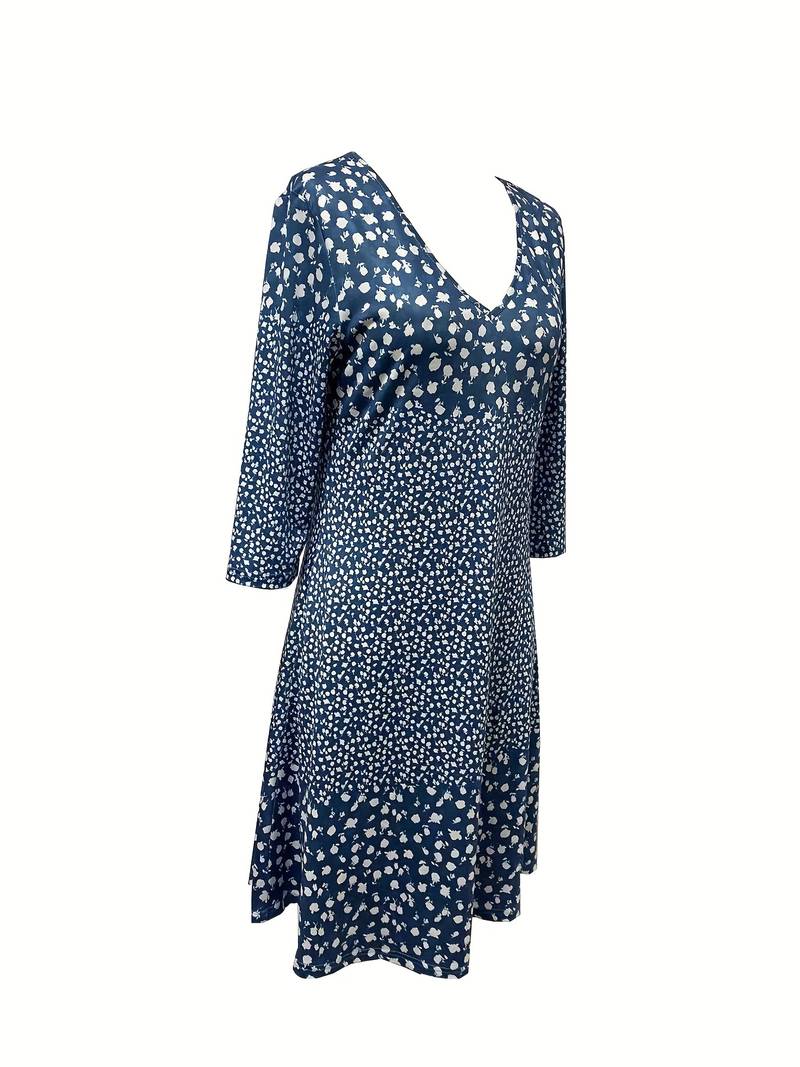 Zanna - Dotted V-neck dress with floral print