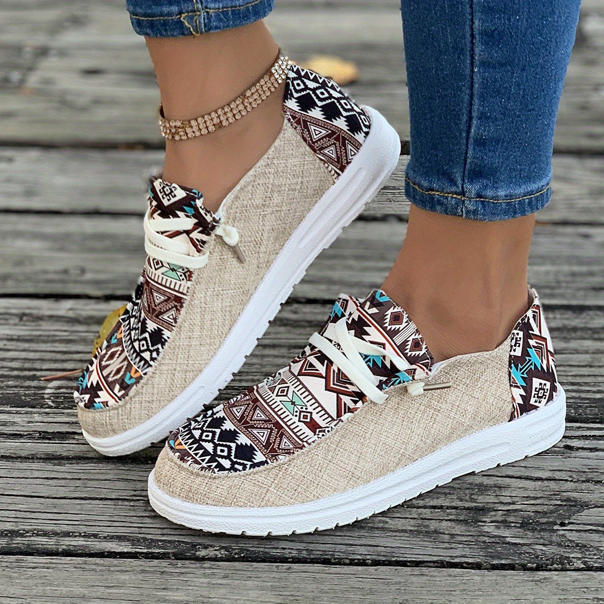 Sarah - Canvas shoes with print