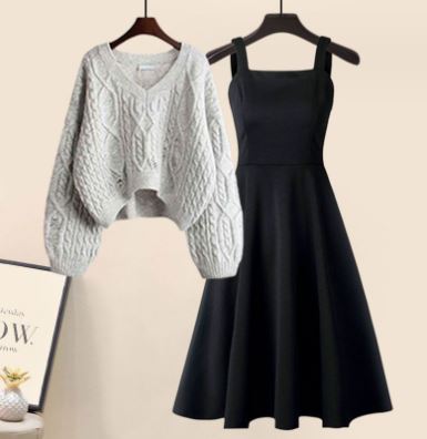 Two-piece set consisting of a high-quality cross-knit jumper and an elegant dress