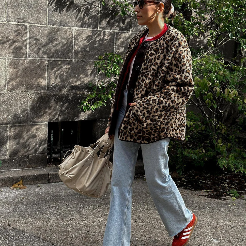 Emmy - Jacket With O-neck and Leopard Print