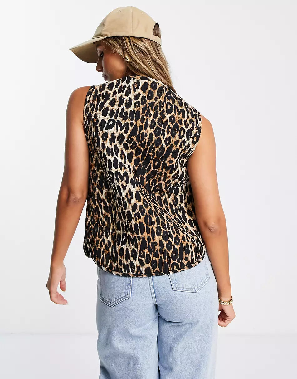 Leopard Print Spring Vest – Lightweight, Stylish & Breathable for Seasonal Chic