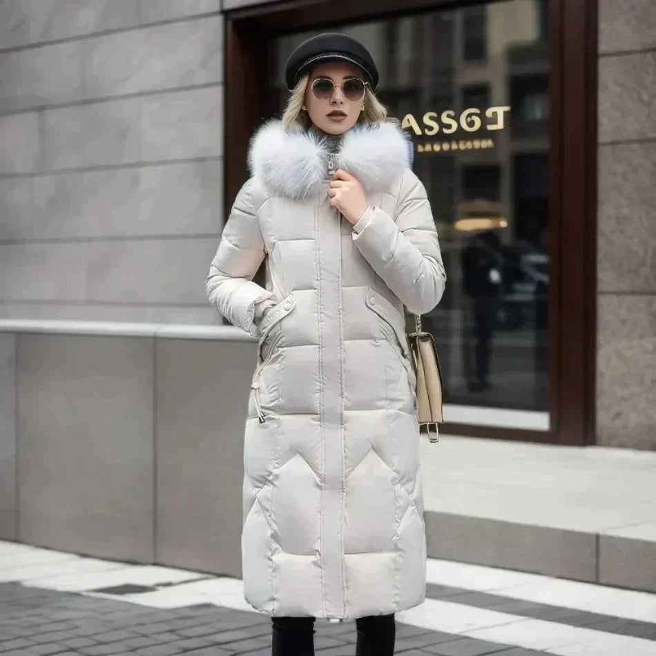 Stylish Italian coat with faux fur