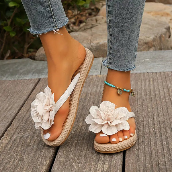 Evelyn – floral flip flops for women