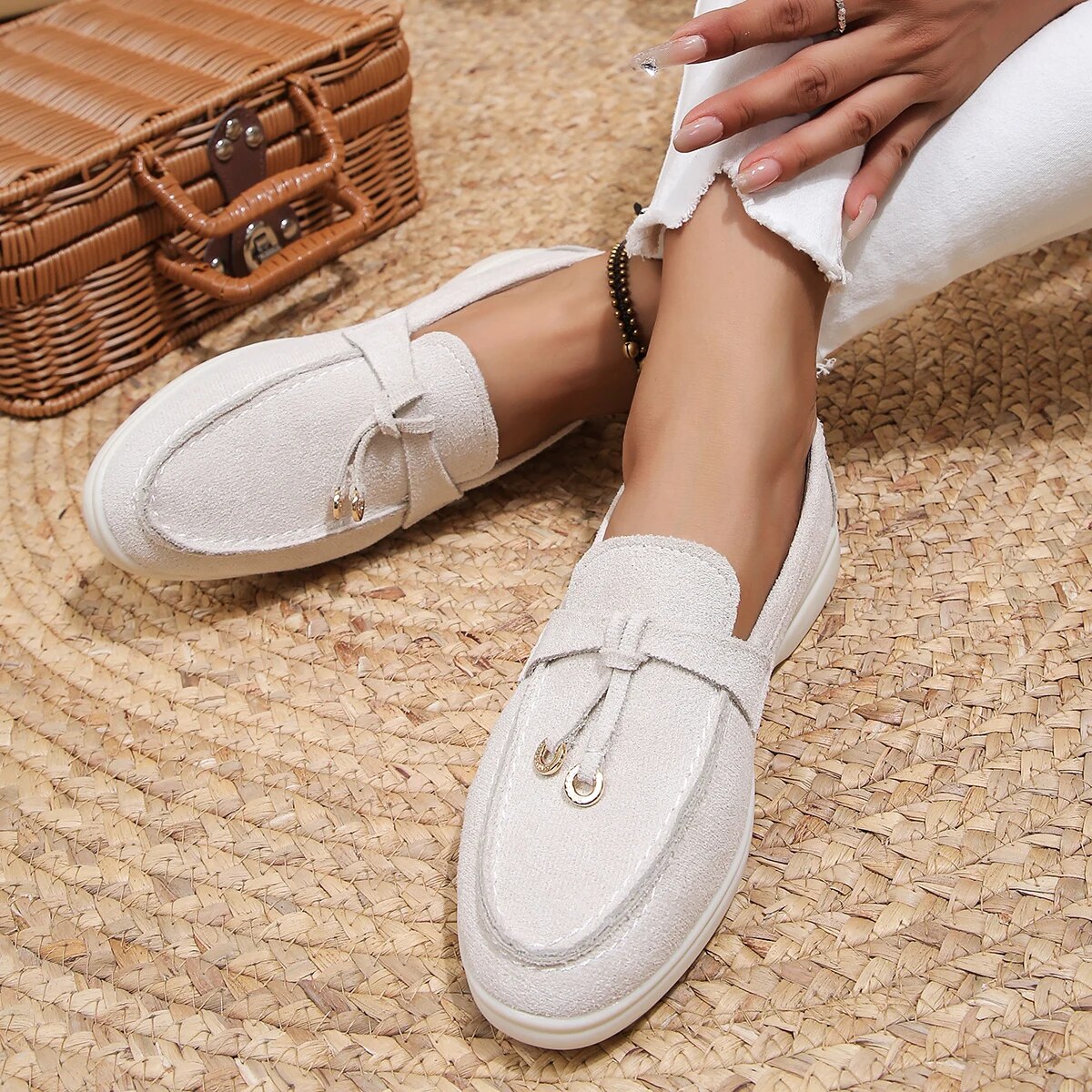 Daphne - Stylish women's loafers