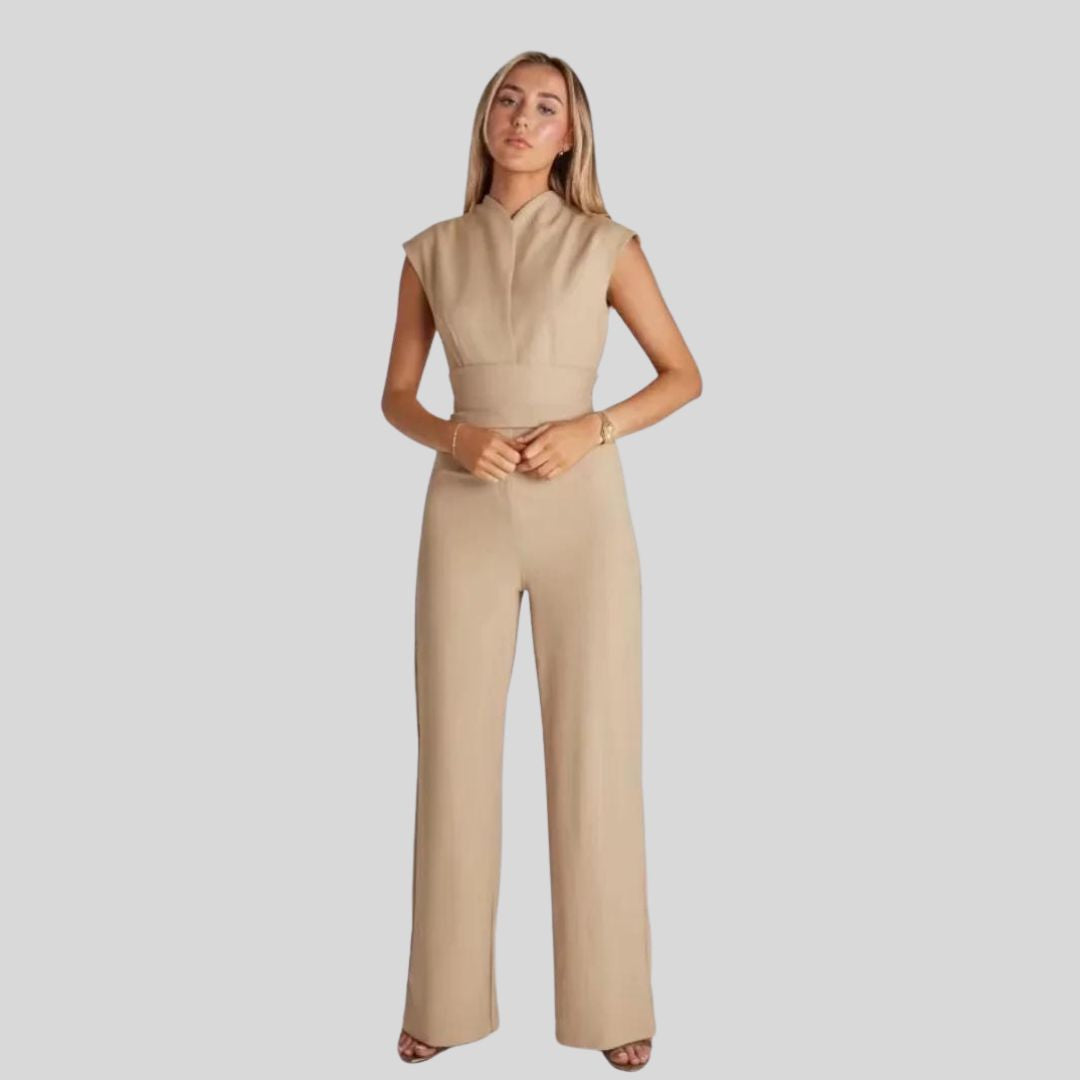 Bianca - Elegant sleeveless jumpsuit with waist cinching