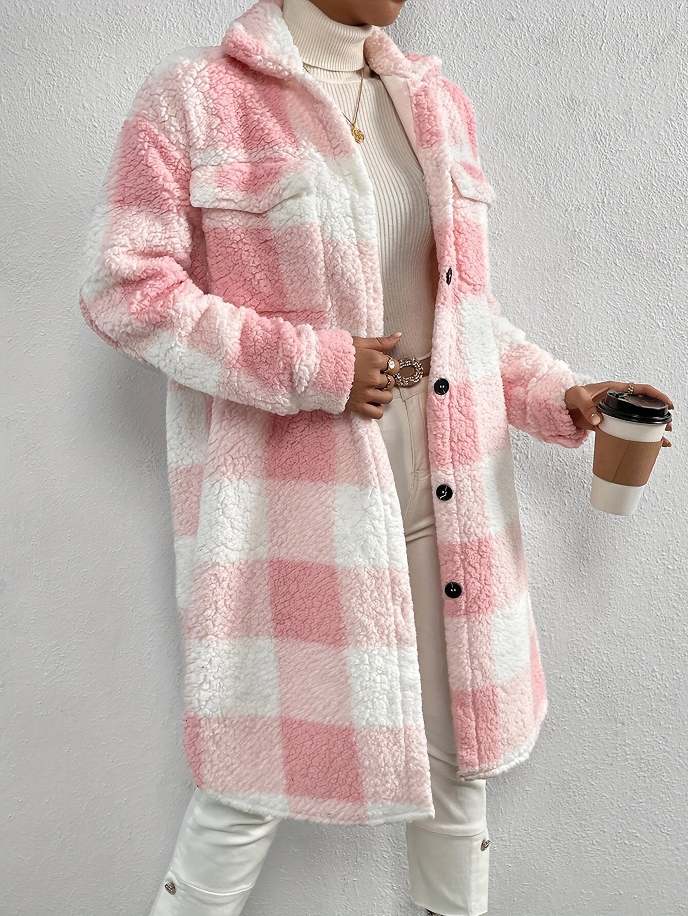 Liesa - Elegant checked teddy coat