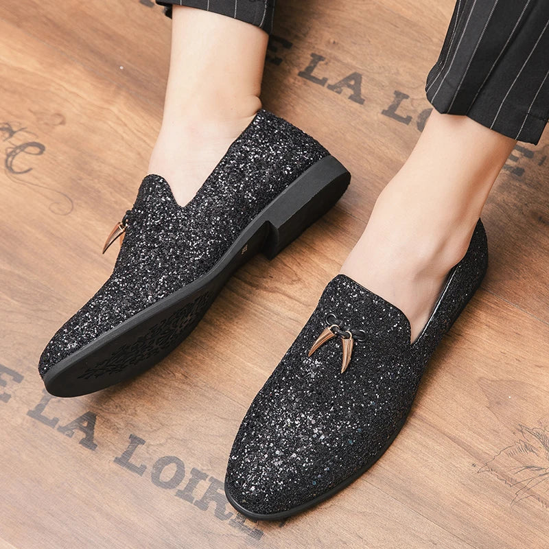 Vega - Elegant slip-on shoes with glitter and tassels