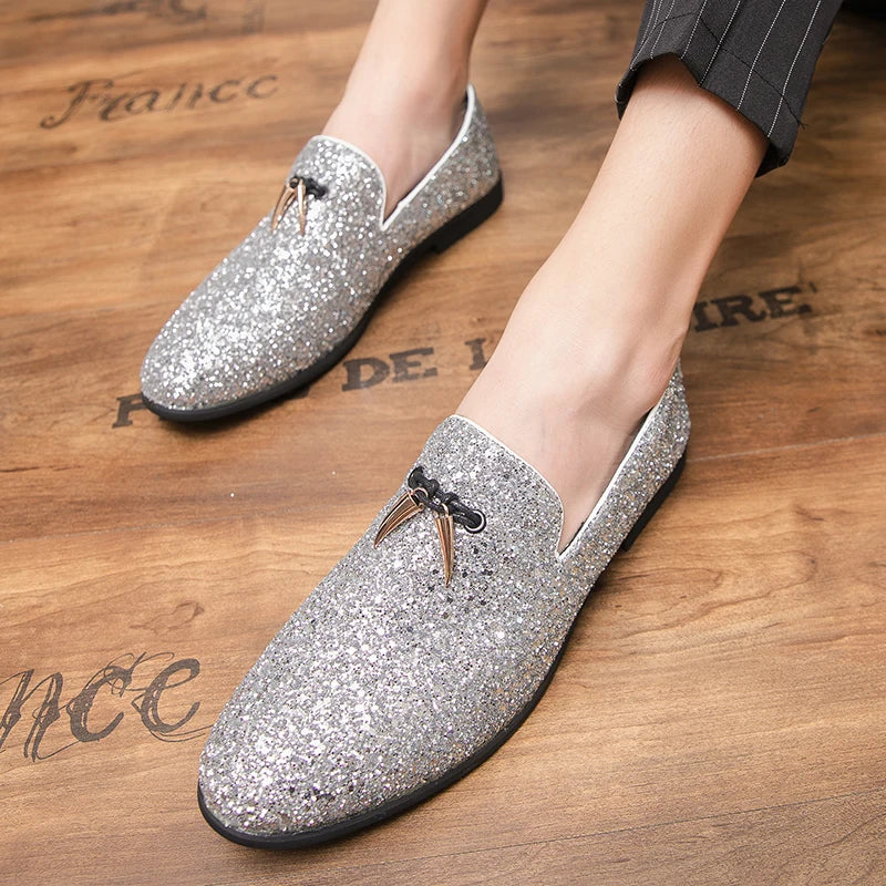 Vega - Elegant slip-on shoes with glitter and tassels