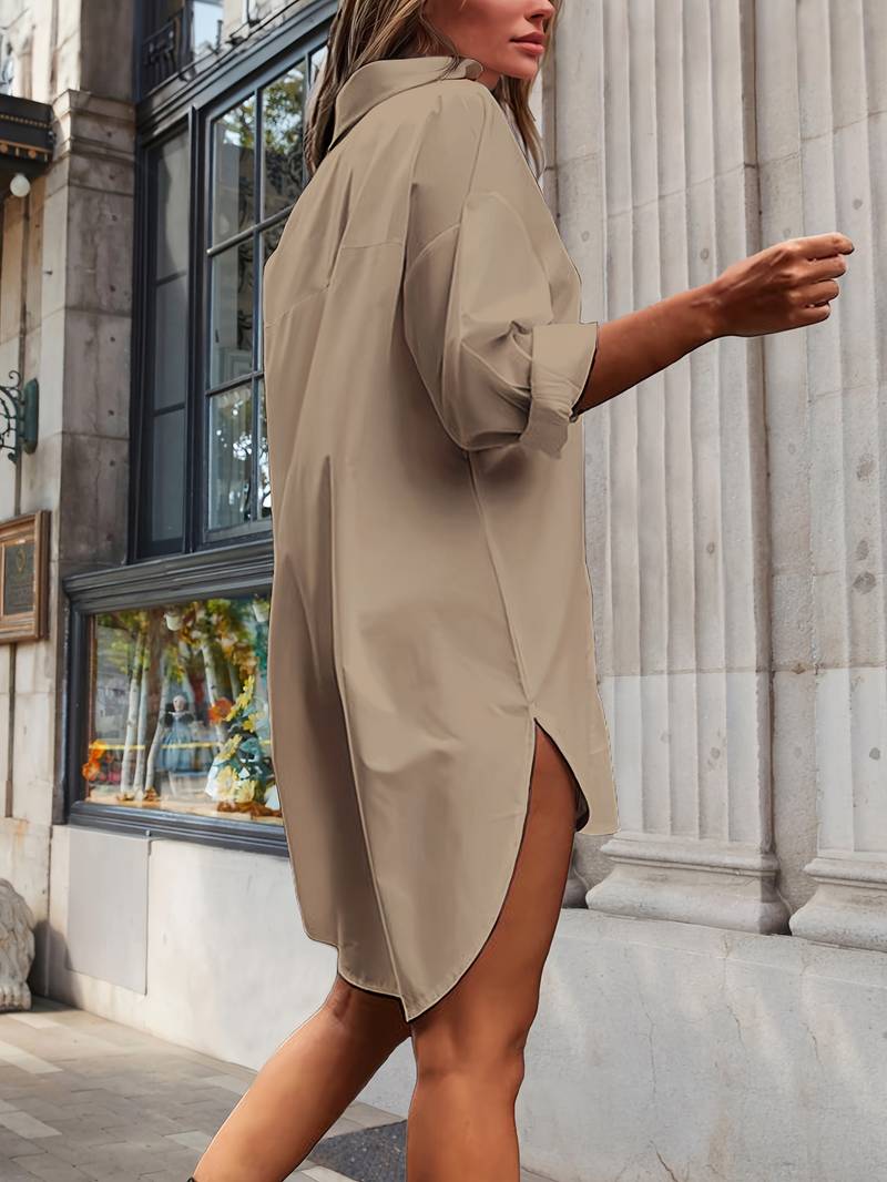 Yewande - Dress with side slit and loose fit