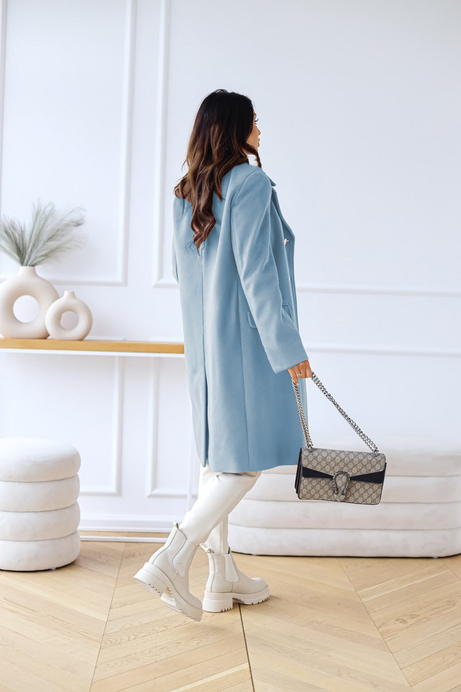 Double-breasted mid-length coat for women
