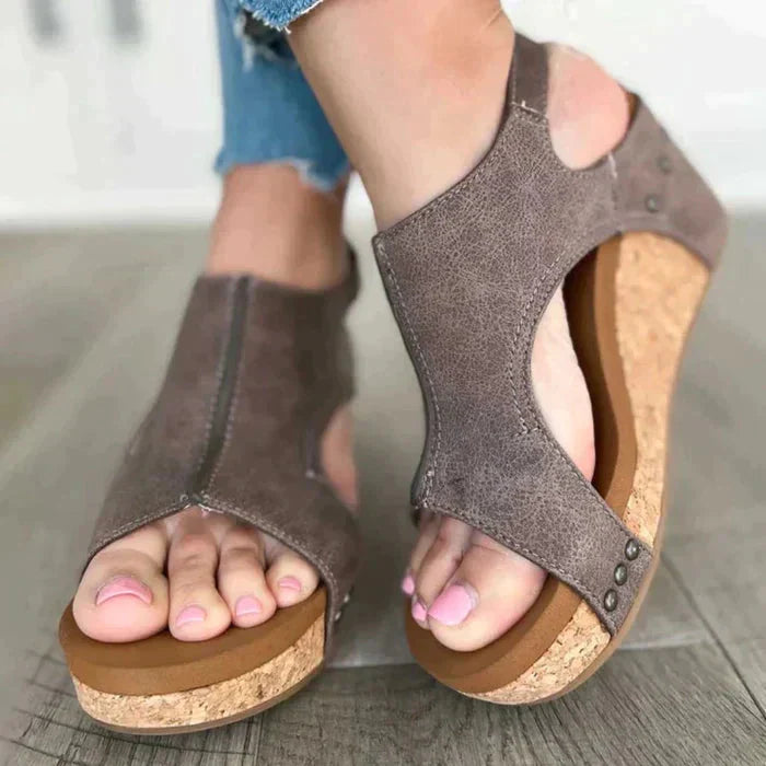 Miranda - Vintage Wedge Sandals