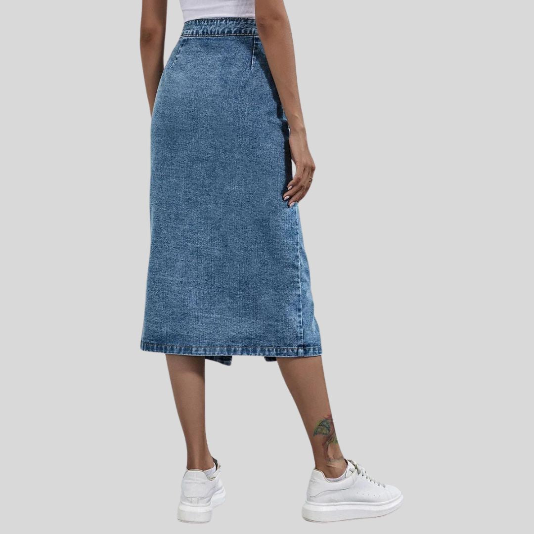 Lena - Chic denim midi skirt with button placket